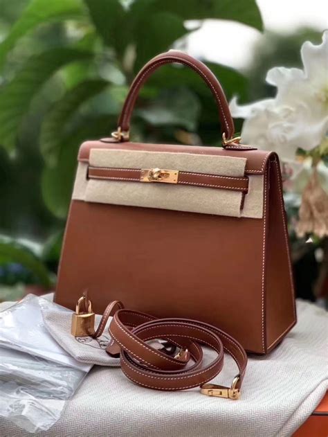 where are Hermes handbags made